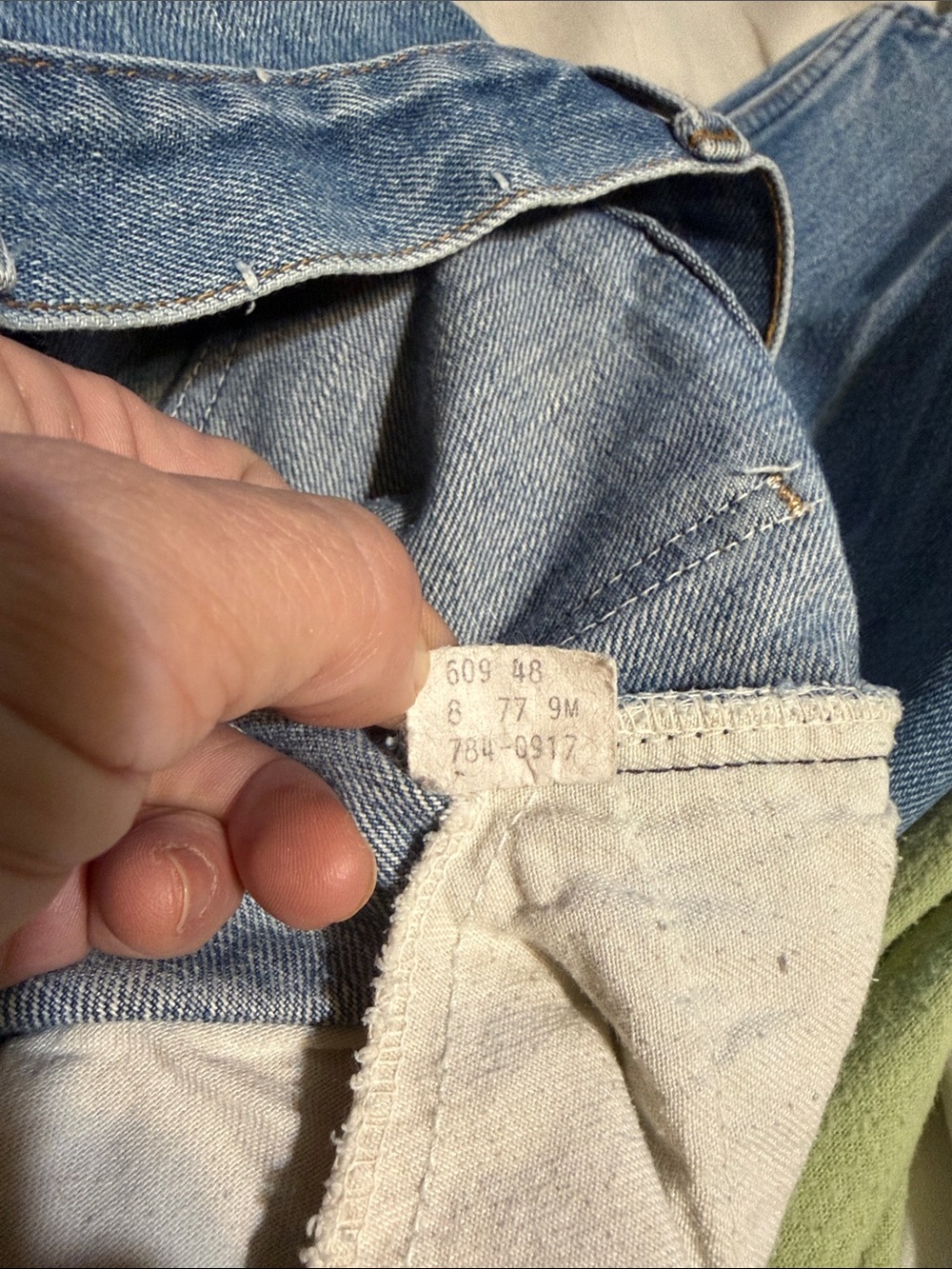 Levi's Light Wash Wide Leg Flare Jeans - Picture 10 of 10